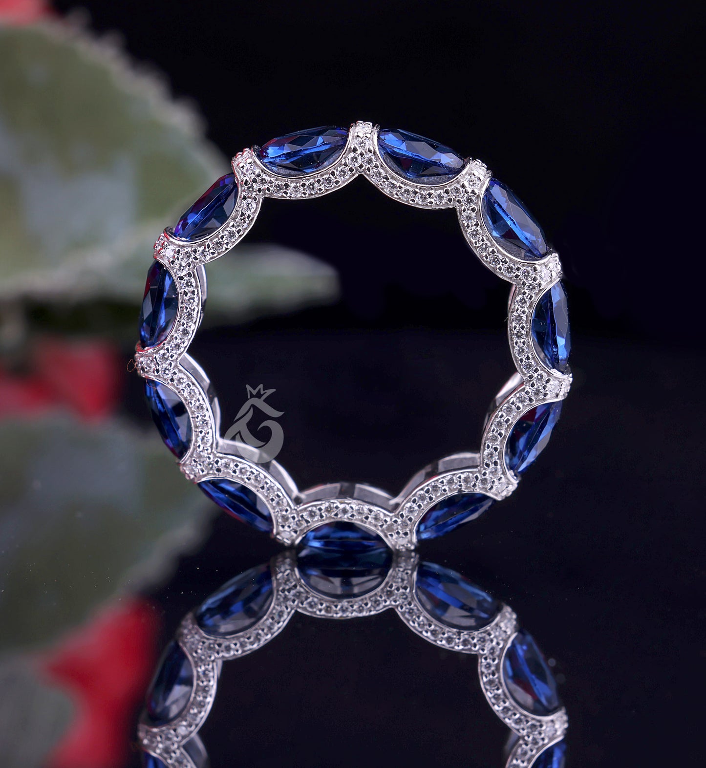 Oval Blue Sapphire Wedding Band – 14K Gold Round Halo Moissanite Stacking Ring