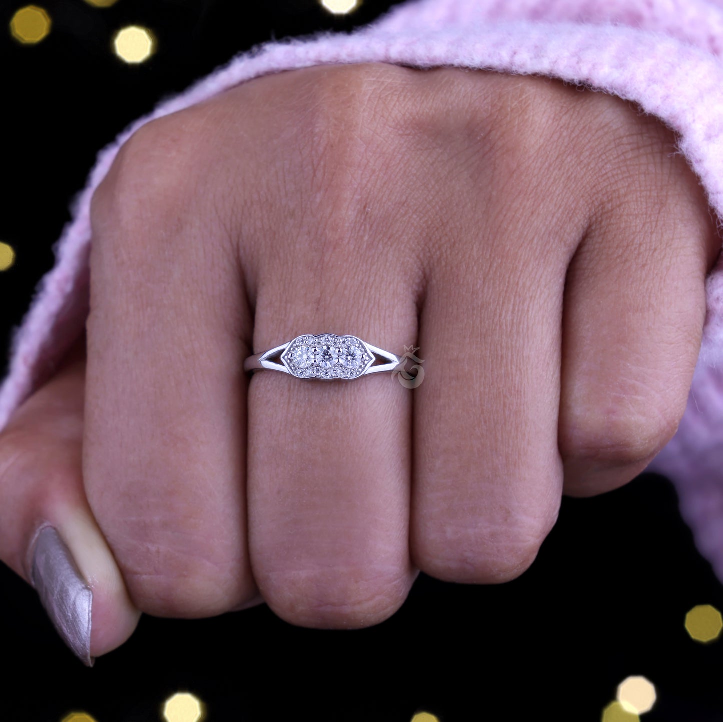 Custom Round Cut Cluster Moissanite Ring – 10K/14K/18K Gold Three-Stone Halo Engagement & Promise Ring