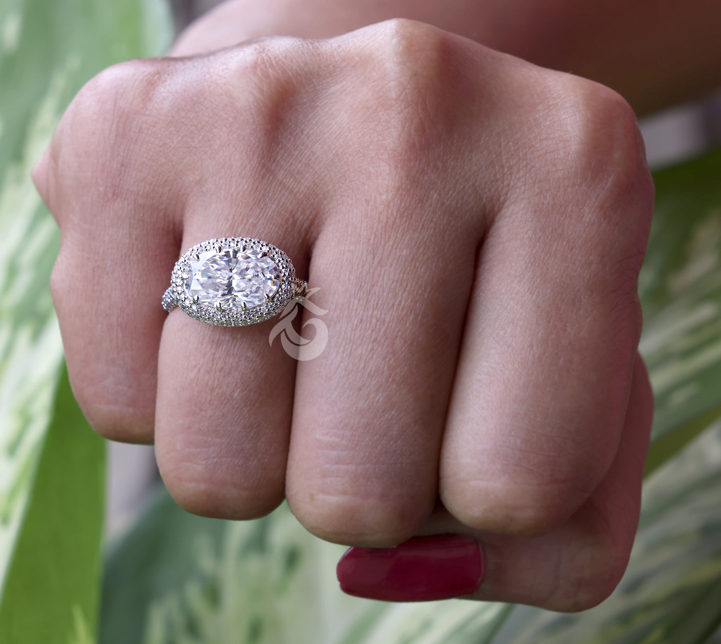 East-West Oval Halo Moissanite Engagement Ring – 4.26CT Bridal & Anniversary Jewelry