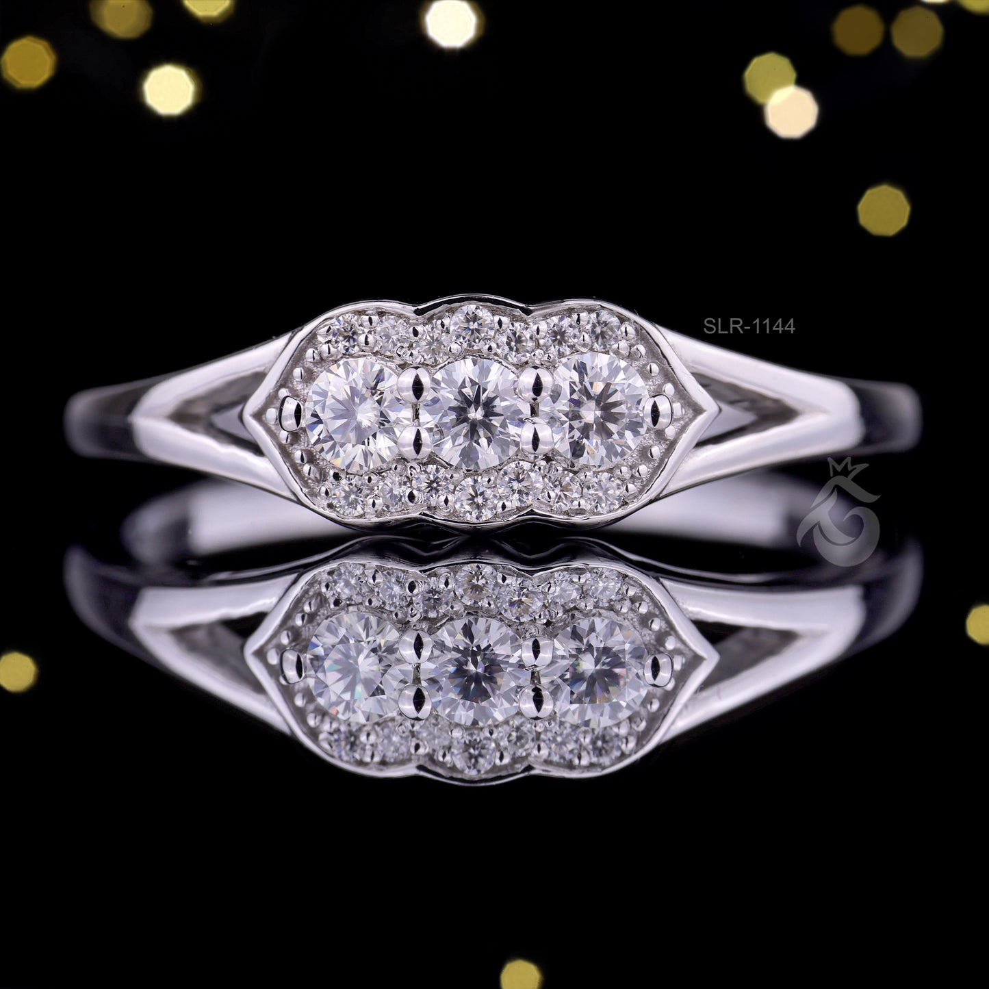 Custom Round Cut Cluster Moissanite Ring – 10K/14K/18K Gold Three-Stone Halo Engagement & Promise Ring