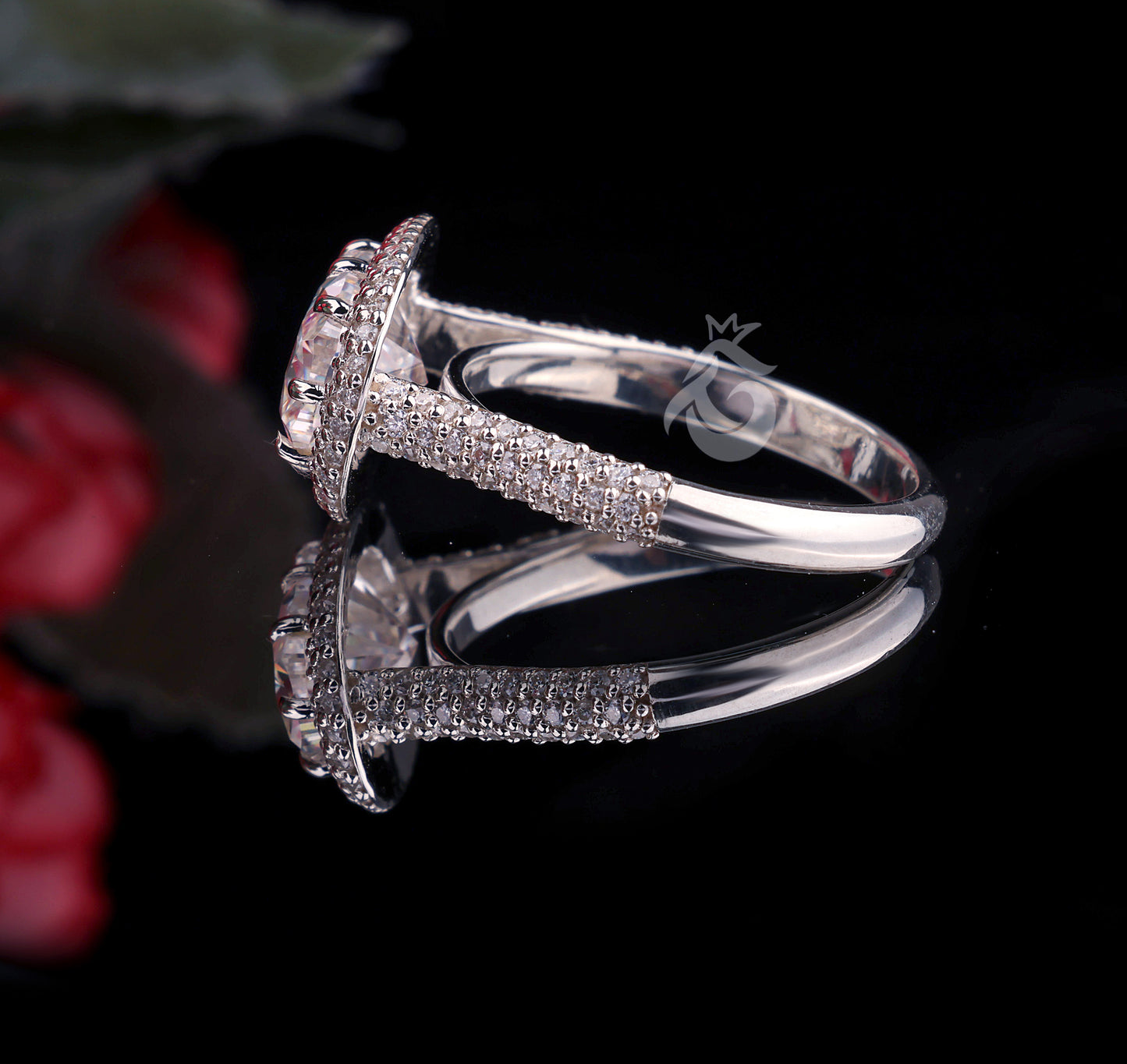 East-West Oval Halo Moissanite Engagement Ring – 4.26CT Bridal & Anniversary Jewelry