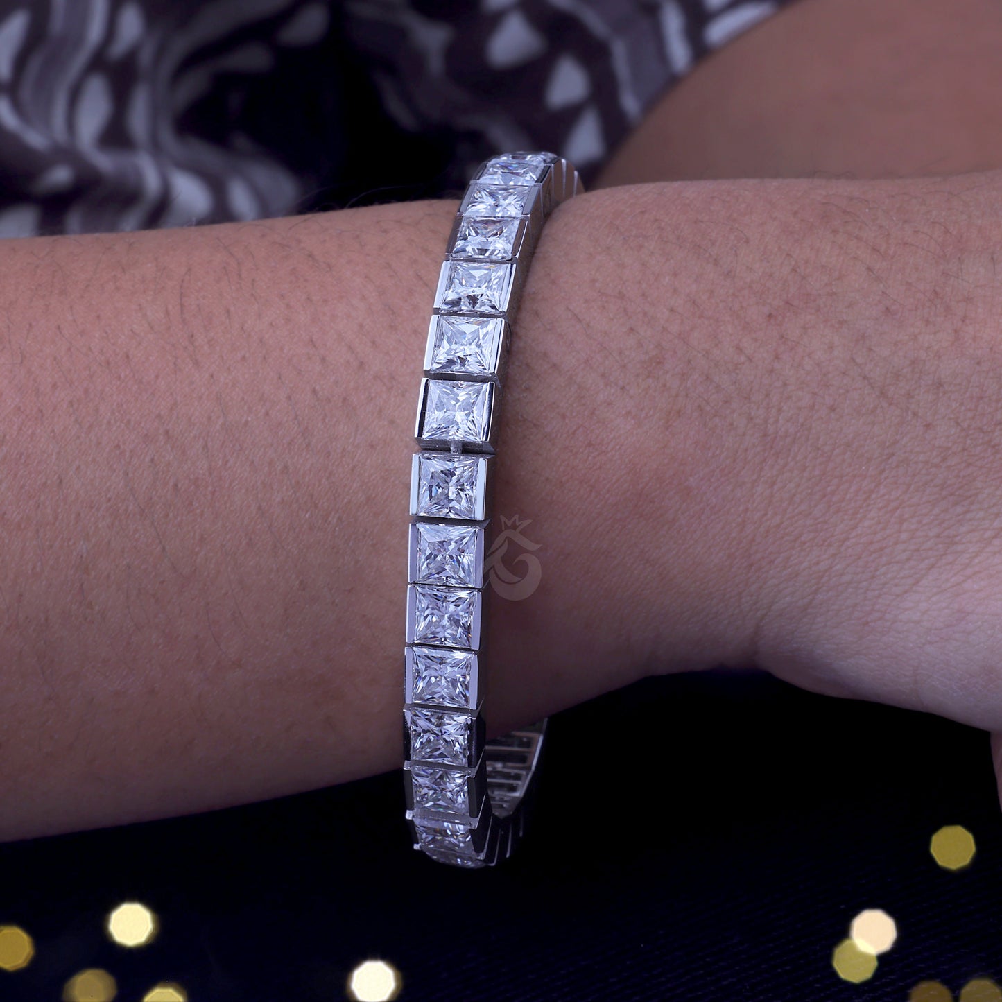 6MM Princess Moissanite Tennis Bracelet โ 10K Gold