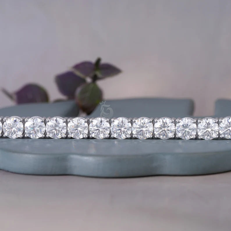 6MM Round VVS Colorless Moissanite Tennis Bracelet – White Gold Bridal Jewelry