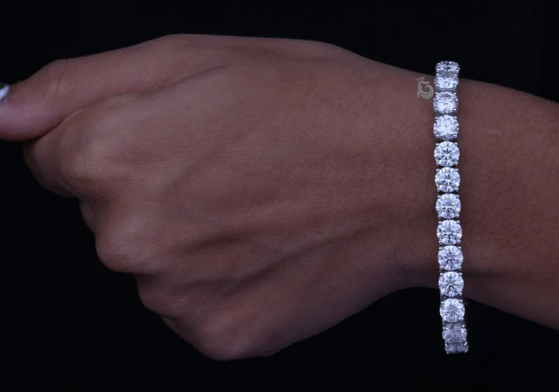 6MM Round VVS Colorless Moissanite Tennis Bracelet – White Gold Bridal Jewelry