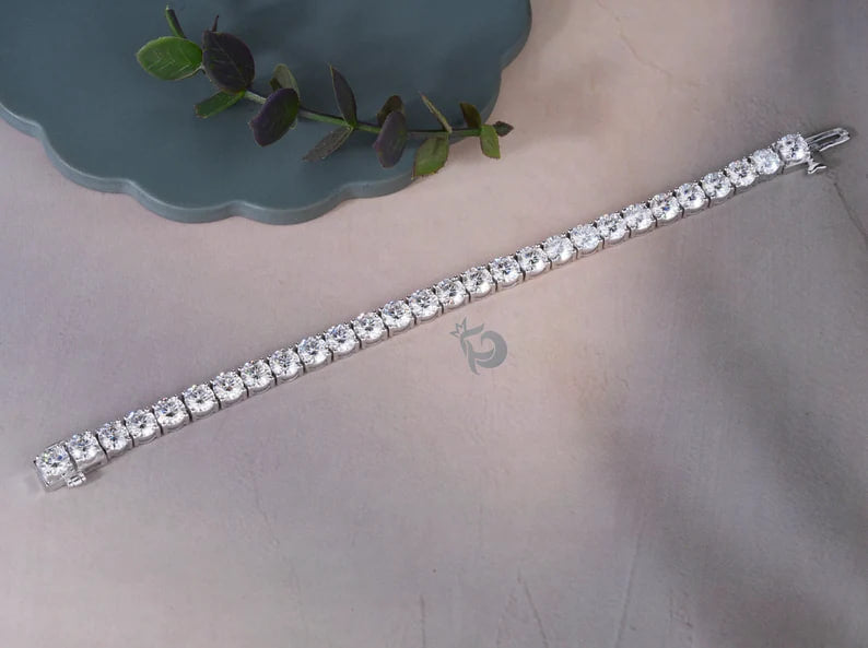 6MM Round VVS Colorless Moissanite Tennis Bracelet – White Gold Bridal Jewelry