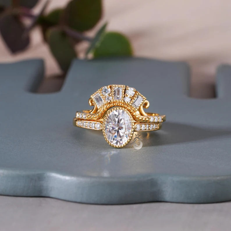 Vintage Oval Moissanite Bridal Ring Set, 18K Yellow Gold Curved Band