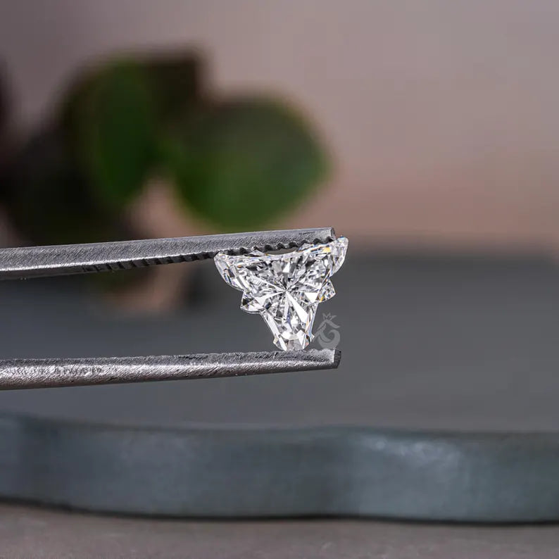 Bull Shape IGI Certified Lab Grown Diamond, CVD Cut for Pendants & Rings