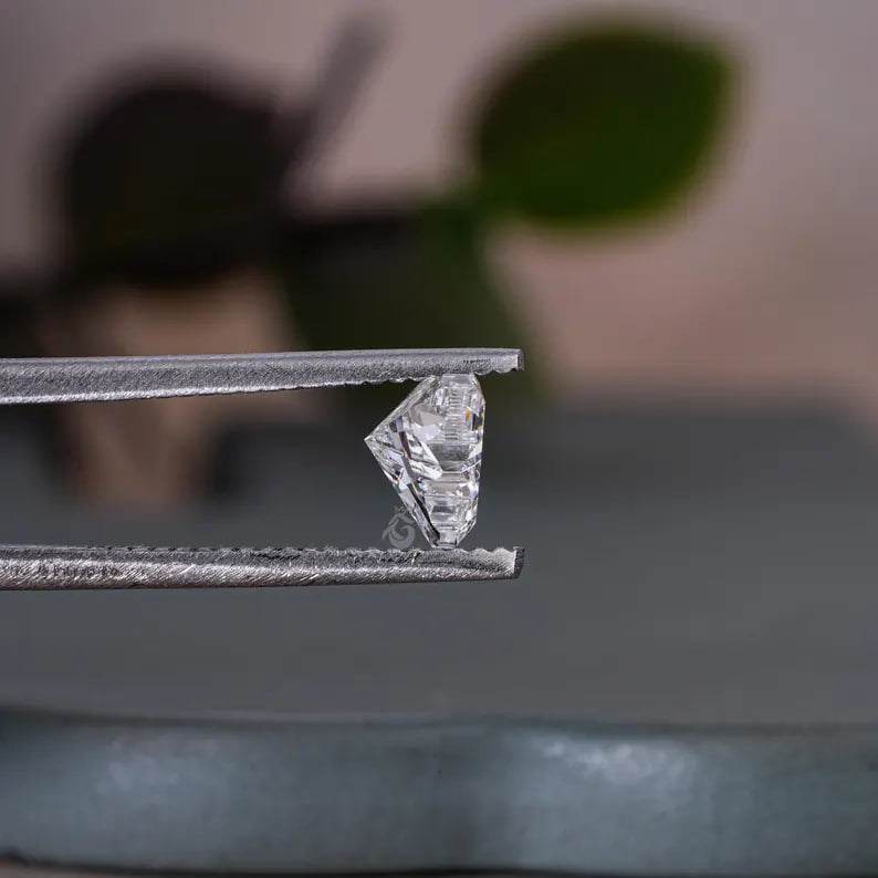 Bull Shape IGI Certified Lab Grown Diamond, CVD Cut for Pendants & Rings