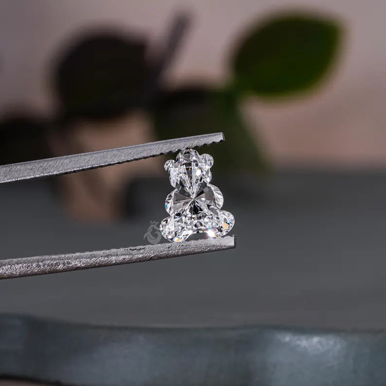 IGI Certified 1.00CT Teddy Bear Shape Lab Grown Diamond, Fancy Cut for Jewelry