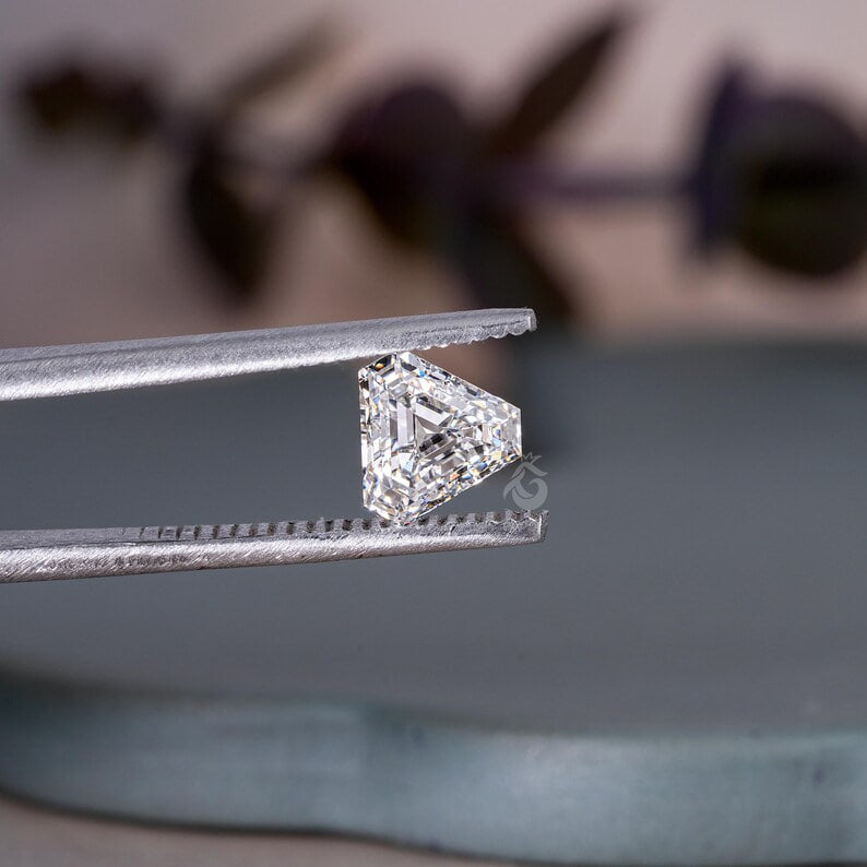 Calf's Head Cut Lab Grown Diamond, Antique Loose Stone for Earrings & Rings
