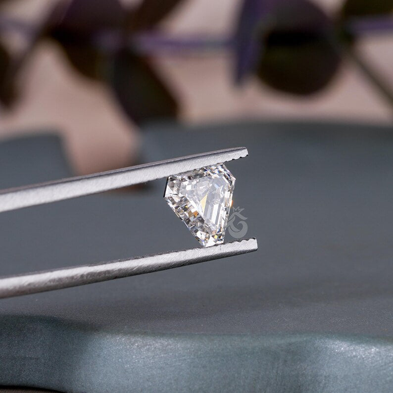 Calf's Head Cut Lab Grown Diamond, Antique Loose Stone for Earrings & Rings