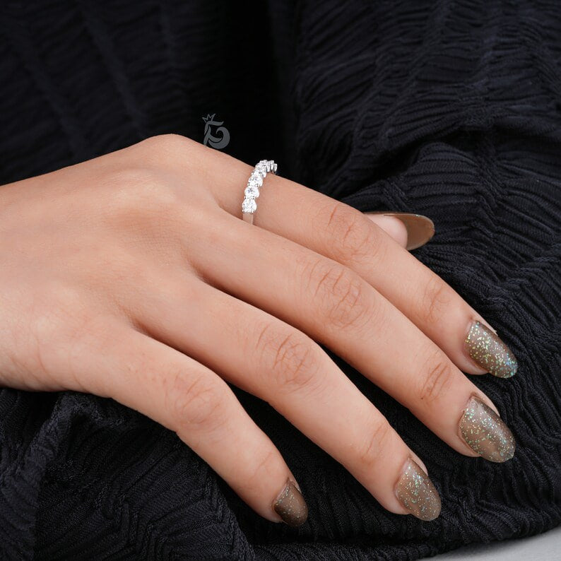 2.8MM 7 Stone Moissanite Band, U-Prong Wedding Ring in 10K/14K White Gold