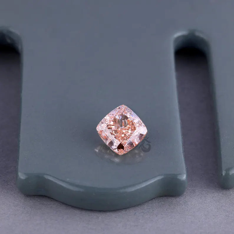 Cushion Cut Fancy Vivid Pink Lab Grown Diamond, VVS2 Loose Diamond for Ring or Pendant