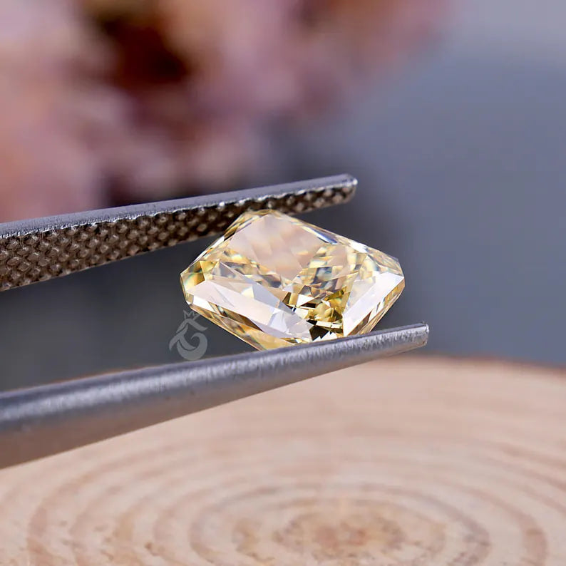 5.00 CT Radiant Cut Yellow Lab Diamond, Fancy Loose Diamond for Engagement Ring, Gift for Her