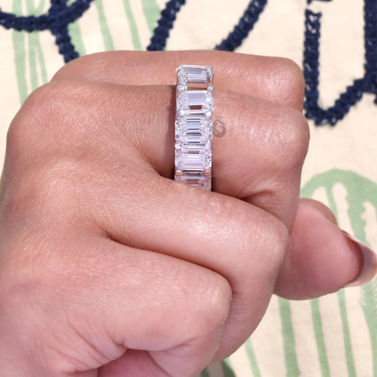 9.00 CT Emerald & Round Cut Moissanite Eternity Band – Custom U-Prong Wedding or Promise Ring