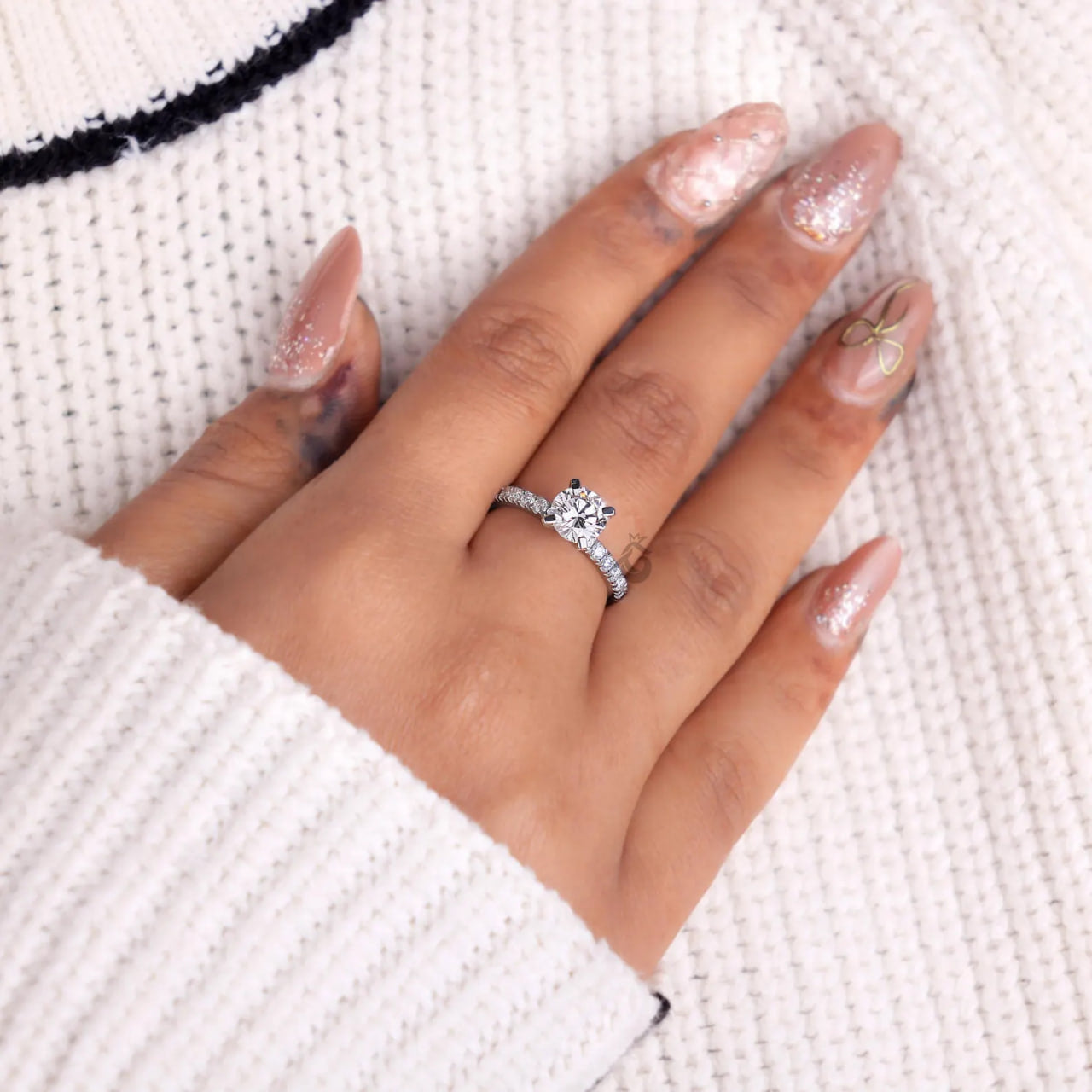 1.00 CT E/VVS Round Lab Diamond Ring, IGI Certified Pave Solitaire Engagement