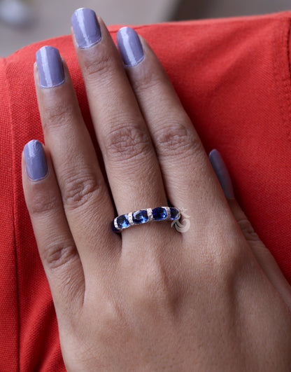 Oval Blue Sapphire Wedding Band – 14K Gold Round Halo Moissanite Stacking Ring