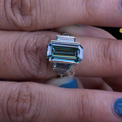 Emerald & Baguette Green Moissanite Ring – 925 Art Deco Five-Stone Engagement Ring