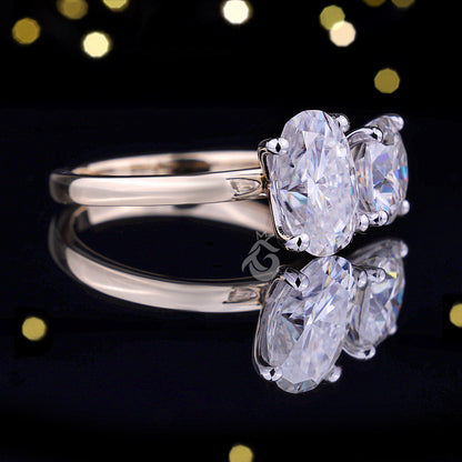 Toi Et Moi 2.63TW Oval & Cushion Moissanite Ring – Two-Stone Two-Tone Engagement & Wedding Ring