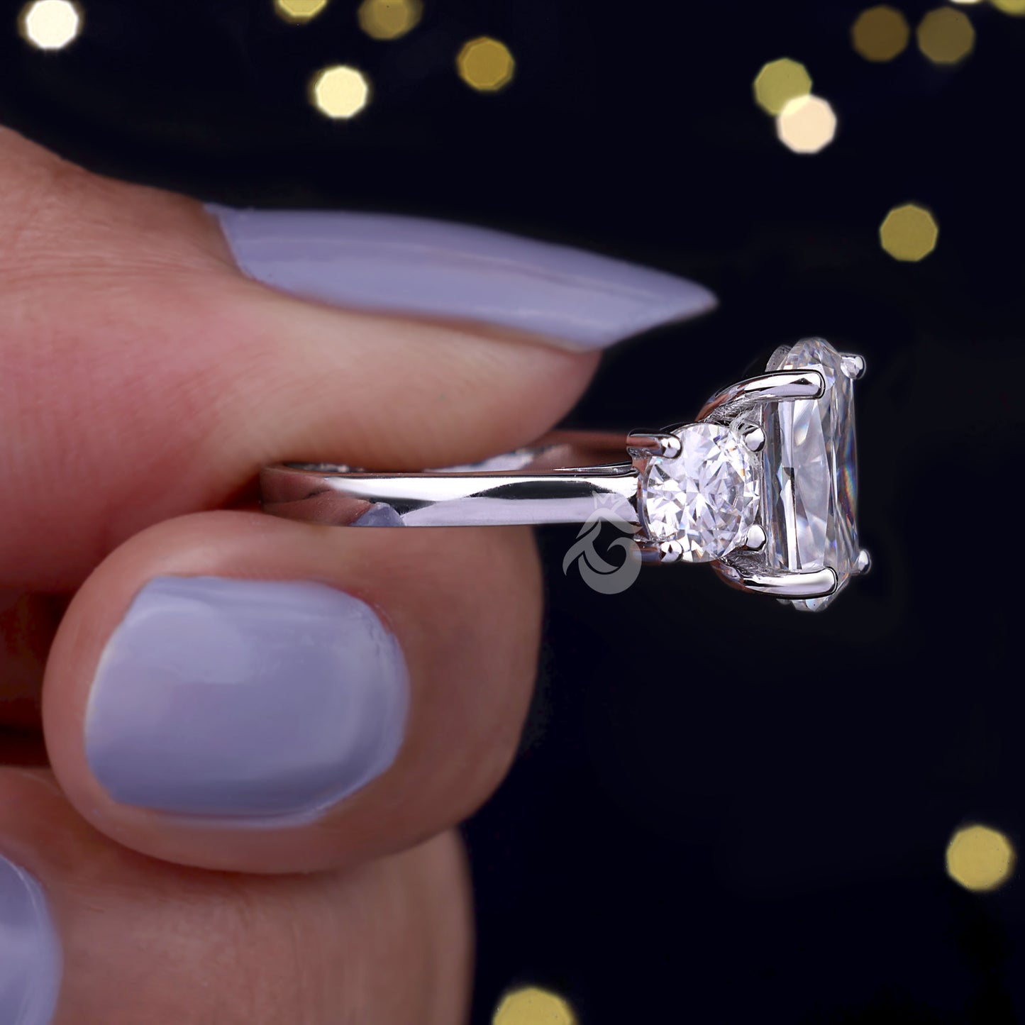 4.65TW Old Mine Elongated Cushion & Round Moissanite Ring – Vintage 14K Gold Three-Stone Engagement Ring