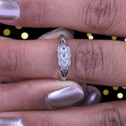 Custom Round Cut Cluster Moissanite Ring – 10K/14K/18K Gold Three-Stone Halo Engagement & Promise Ring