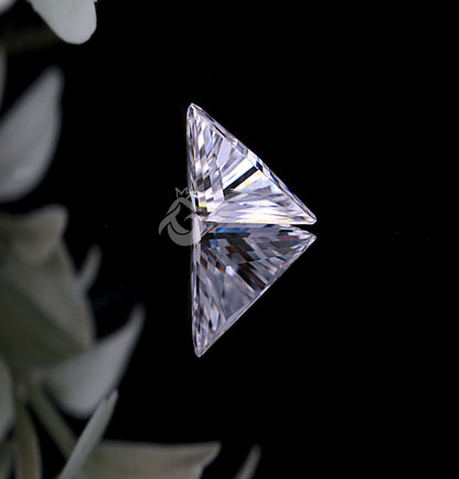 Triangle Cut Colorless Moissanite Loose Gemstone for Vintage Jewelry