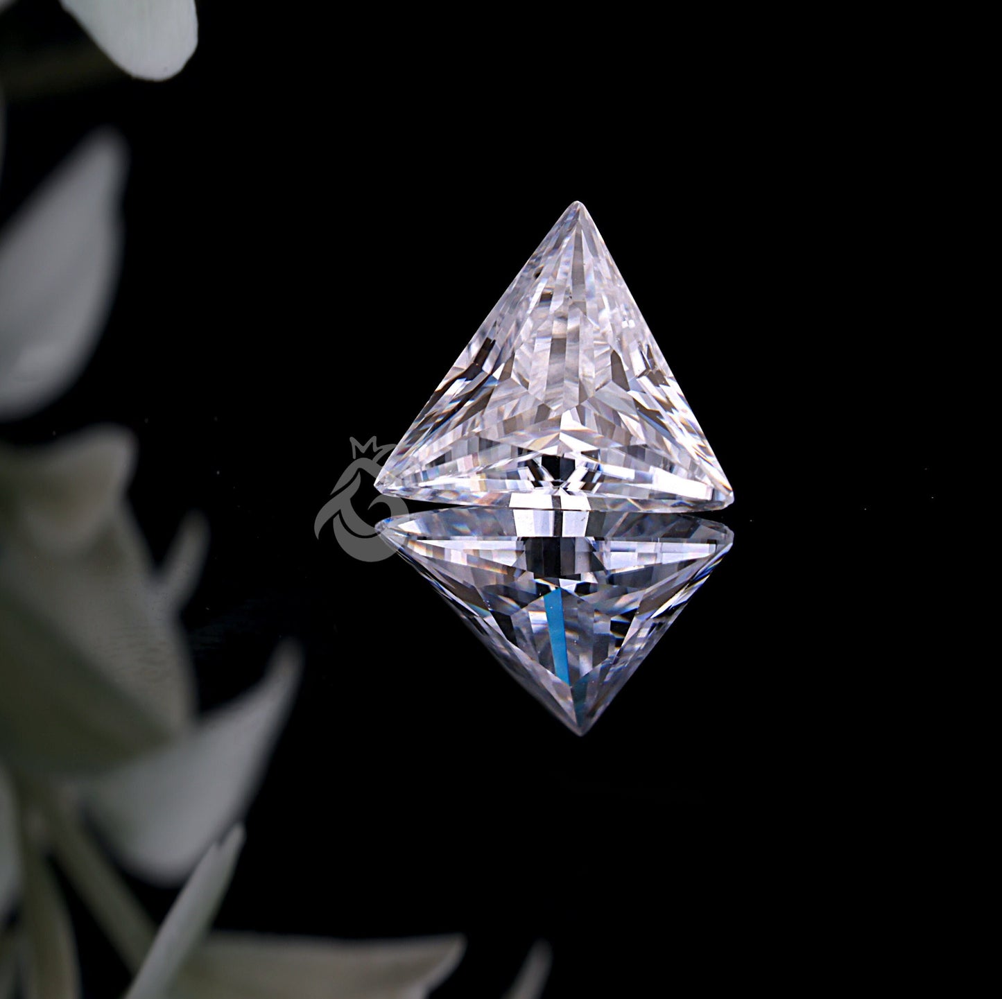 Triangle Cut Colorless Moissanite Loose Gemstone for Vintage Jewelry