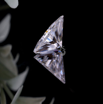 Triangle Cut Colorless Moissanite Loose Gemstone for Vintage Jewelry