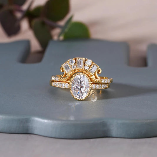 Vintage Oval Moissanite Bridal Ring Set, 18K Yellow Gold Curved Band