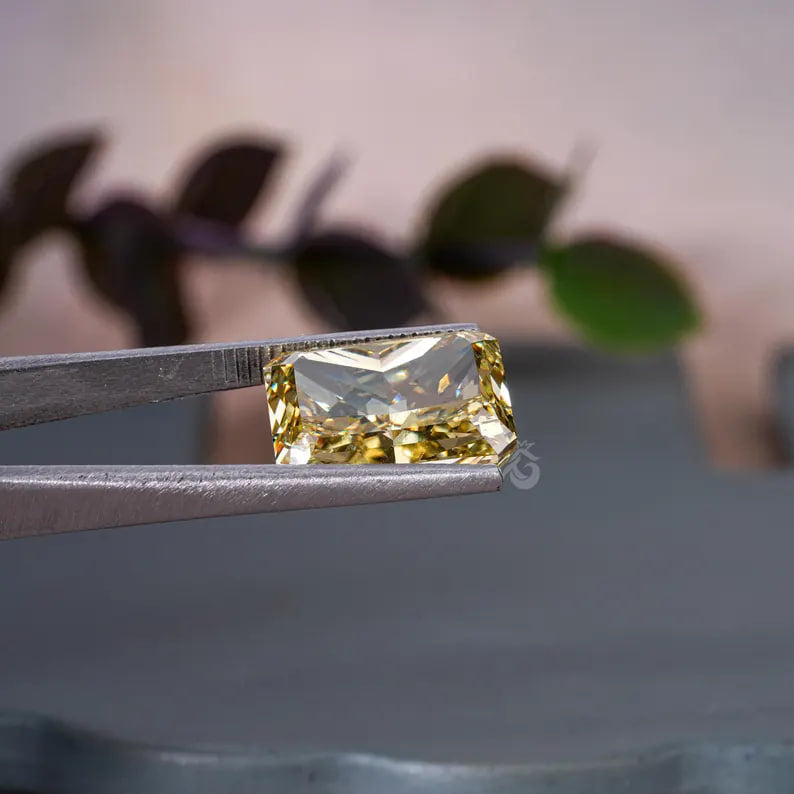 12.73CT Radiant Cut Vivid Yellow Lab Grown Diamond, Loose Fancy Stone for Jewelry