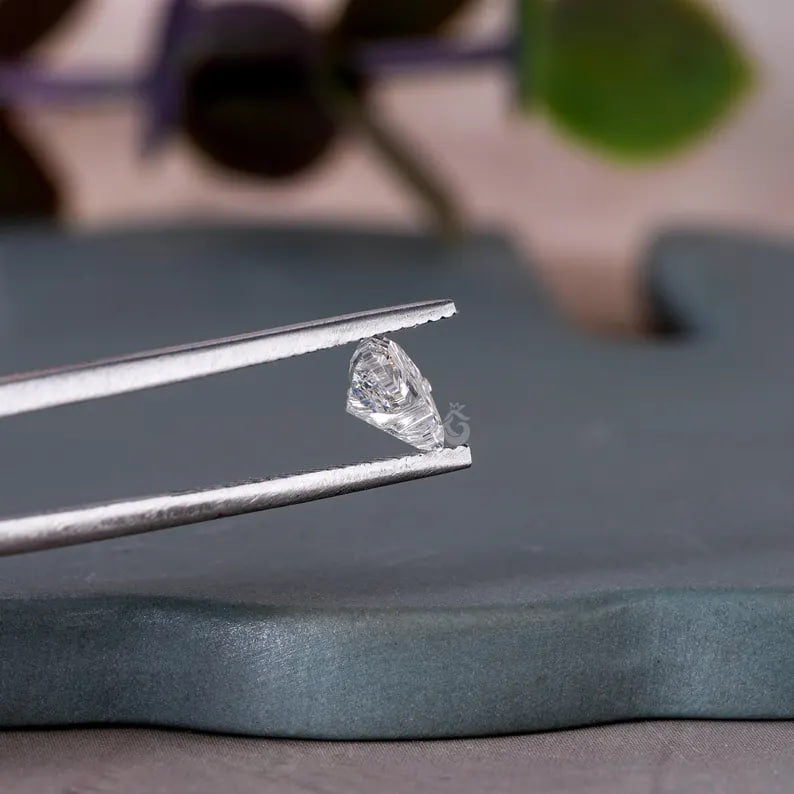 1.00 CT Unicorn Shape Lab Grown Diamond, IGI Certified Fancy Cut for Jewelry