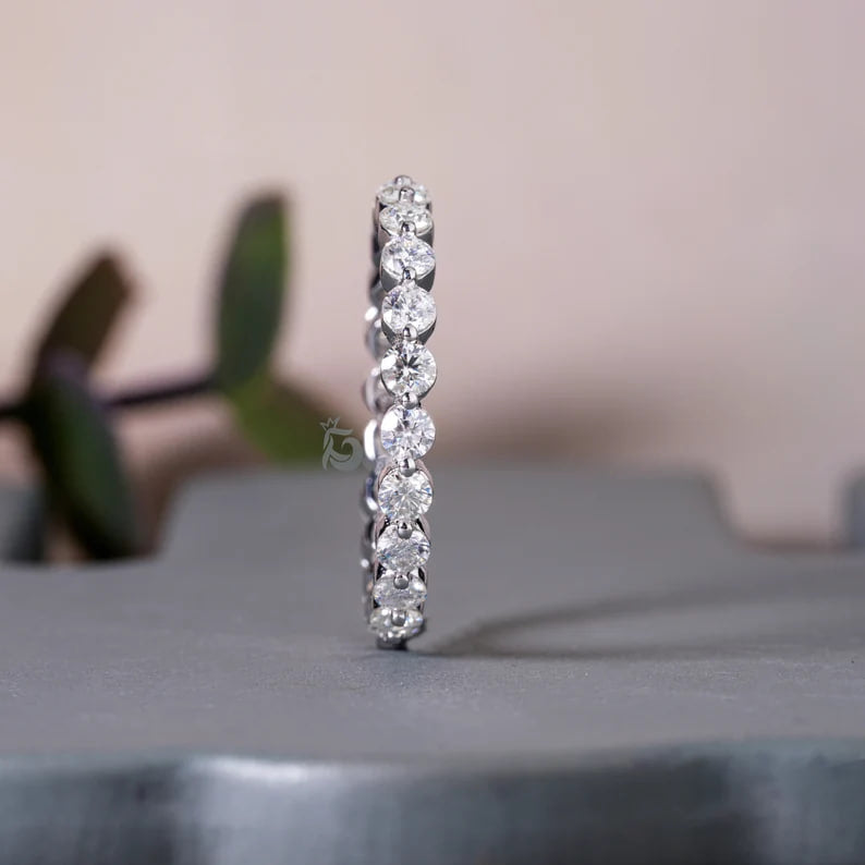 2.5MM Round Moissanite Floating Bubble Eternity Band, Single Prong Stacking Ring for Women