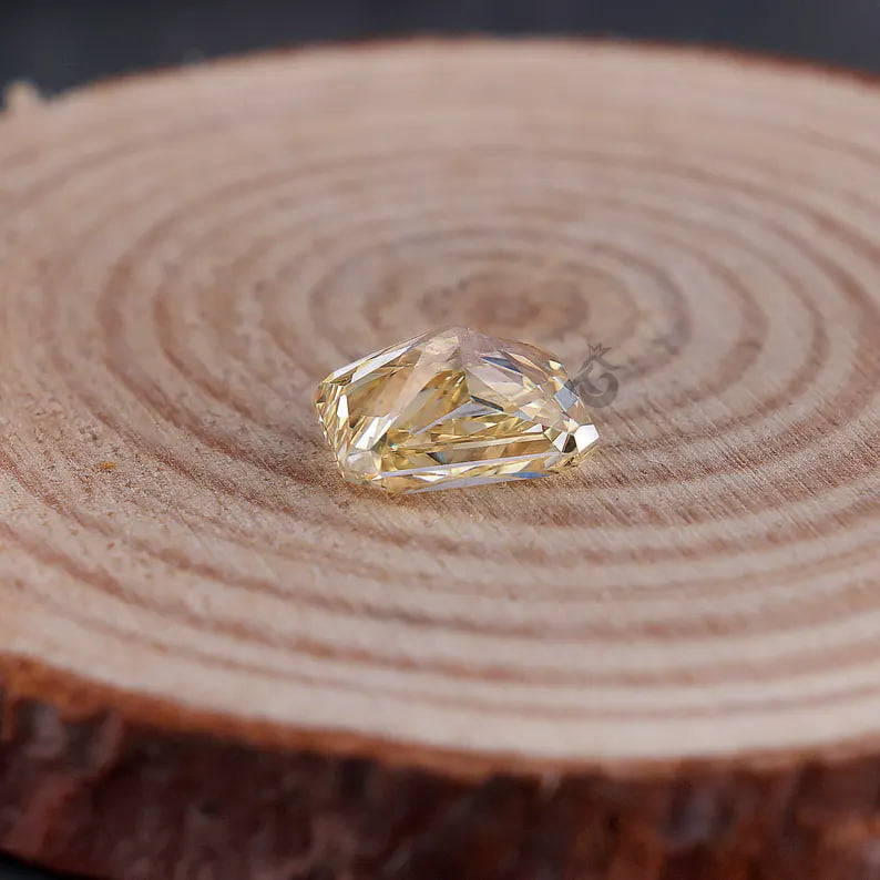 5.00 CT Radiant Cut Yellow Lab Diamond, Fancy Loose Diamond for Engagement Ring, Gift for Her