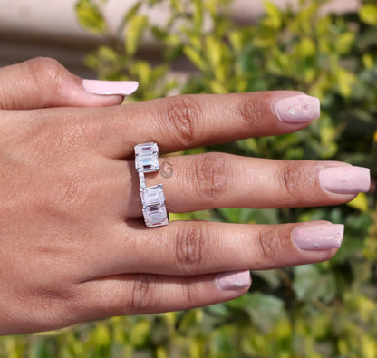 9.00 CT Emerald & Round Cut Moissanite Eternity Band – Custom U-Prong Wedding or Promise Ring