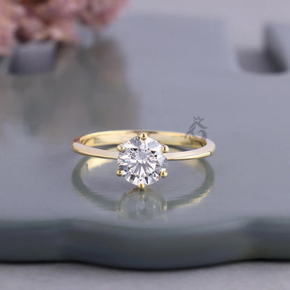 1.00 CT EF-VVS Lab Diamond Solitaire Ring, 14K Yellow Gold Knife Edge Band