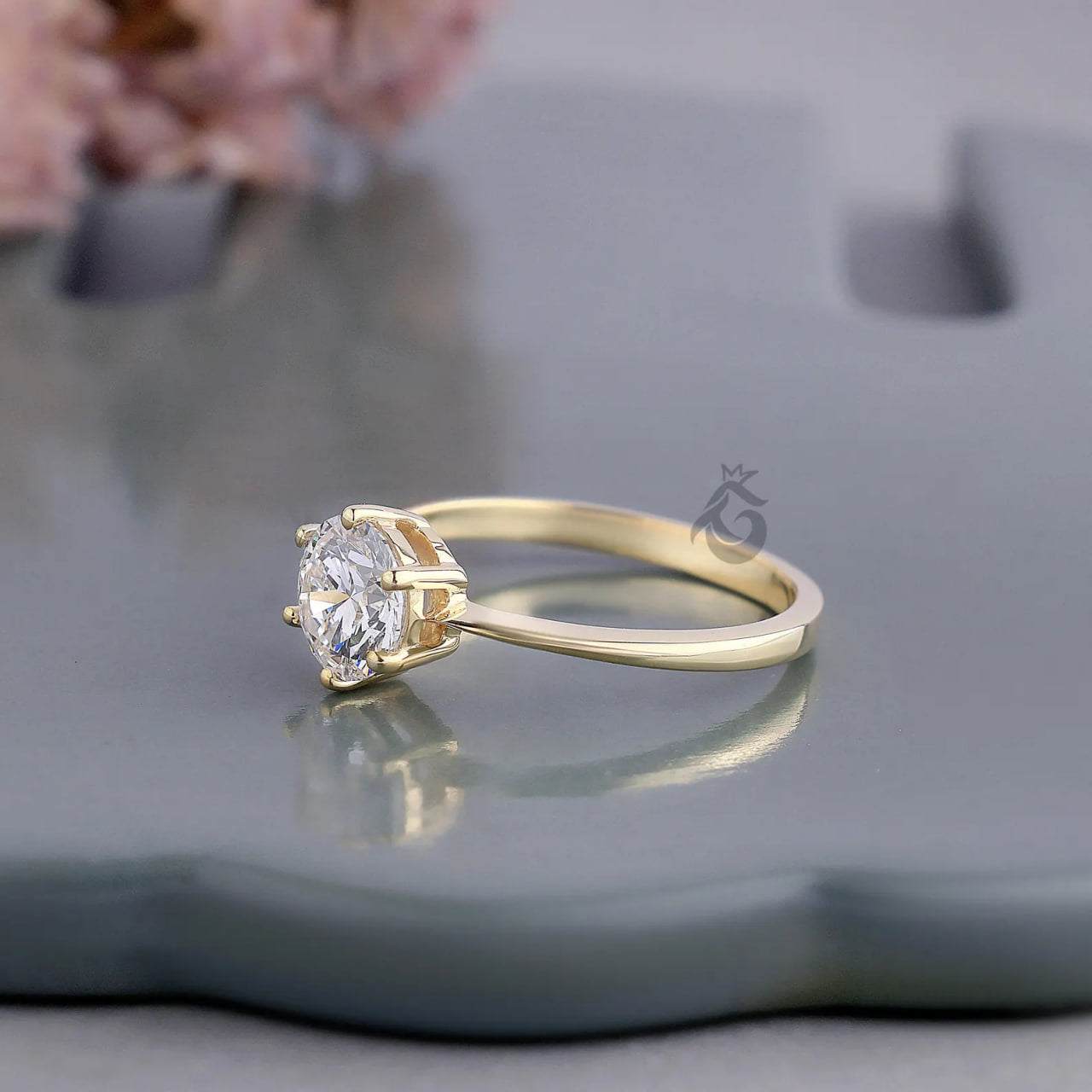 1.00 CT EF-VVS Lab Diamond Solitaire Ring, 14K Yellow Gold Knife Edge Band